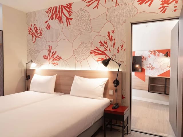 ibis Styles Barcelona City Bogatell-Family Room, Connecting Rooms-5