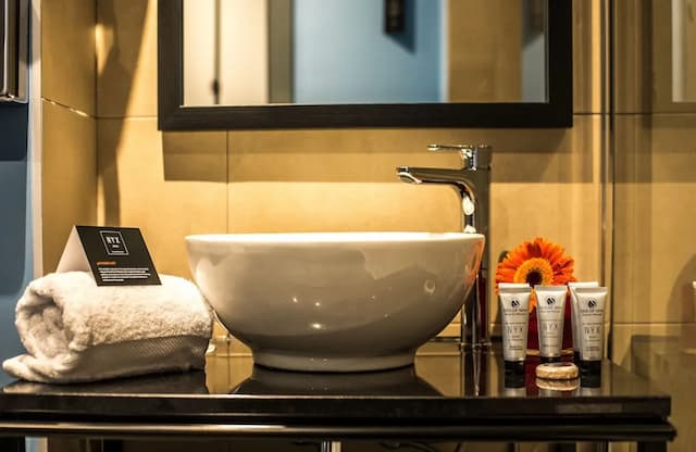 NYX Hotel Madrid by Leonardo Hotels-Comfort Triple Room-3