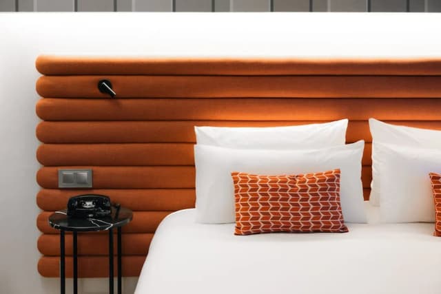 巴塞隆拿格蘭比亞西班牙廣場英迪格酒店 (IHG 旗下酒店)-標準客房, 1 張加大雙人床-1