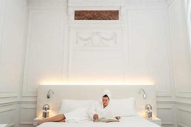 룸 메이트 칼라, 바르셀로나-스위트-10