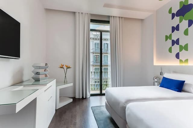 룸 메이트 칼라, 바르셀로나-더블룸 또는 트윈룸, 발코니-2