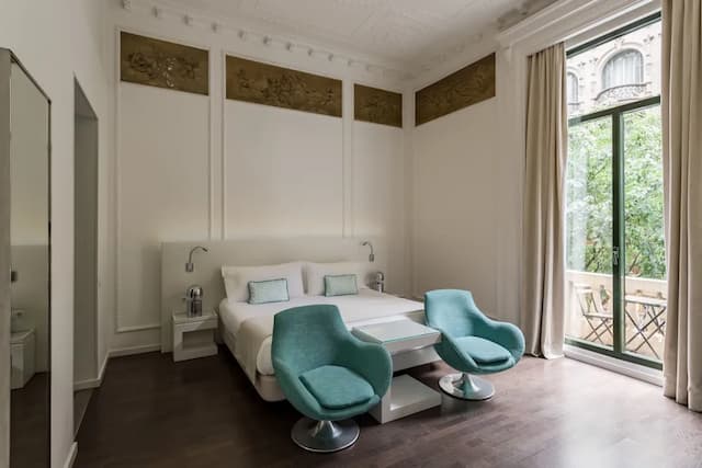 룸 메이트 칼라, 바르셀로나-주니어 스위트, 발코니-1