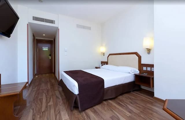 巴拉哈斯參議員飯店-雙人房, 1 張加大雙人床-4