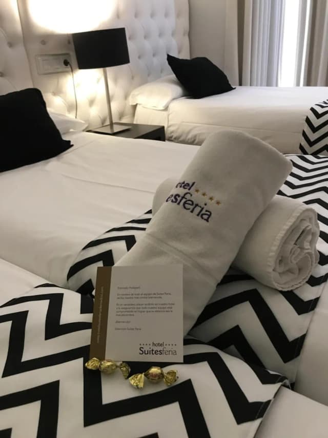 Hotel Suites Feria de Madrid-Triple Room-4
