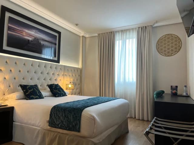 Hotel Suites Feria de Madrid-Double Room Single Use-5