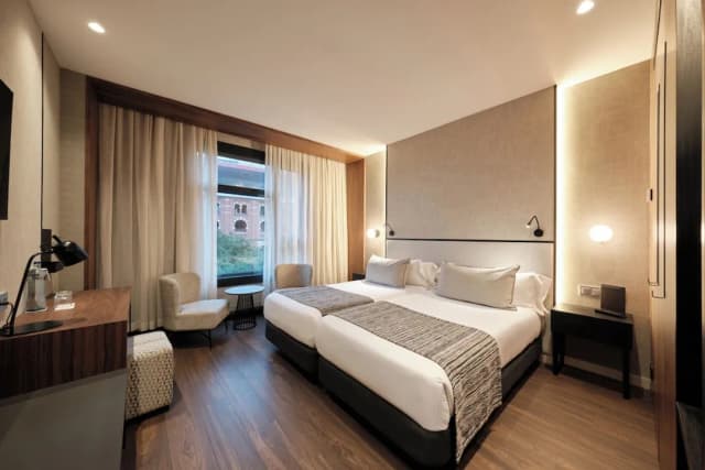 Catalonia Barcelona Plaza-Double Room Single Use-1