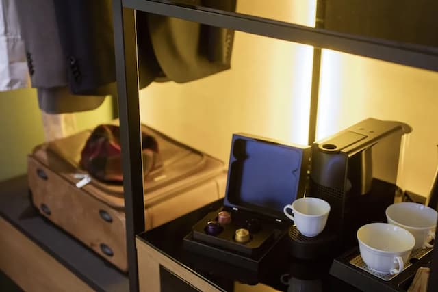 芙拉米酒店-高級雙人或雙床房-4