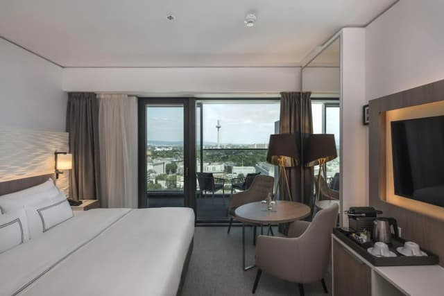 メリア フランクフルト シティ-The Level Premium Room with Skyline View-2
