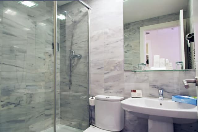 德爾孔特 Bcn 城市飯店-基本雙人房, 1 張小型雙人床, 非吸煙房, 庭園景觀-5