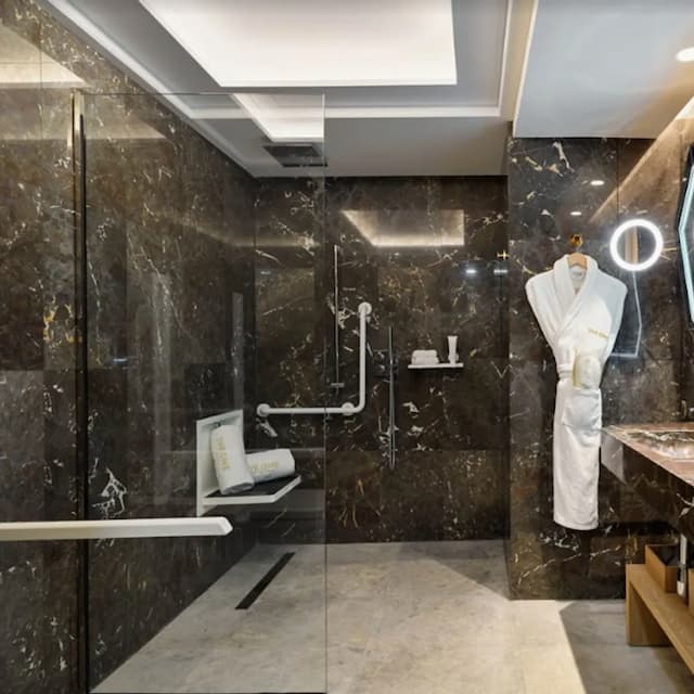 GL 唯一巴塞隆納飯店-豪華客房-6