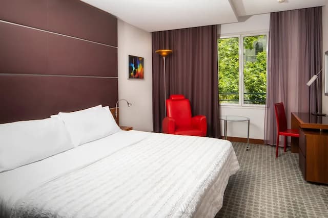 巴塞隆納艾美飯店-豪華客房, 1 張特大雙人床-3