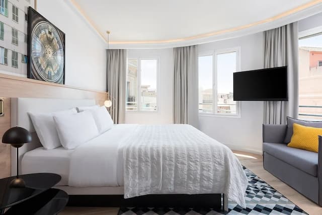 Le Meridien Barcelona-Suite, 1 King Bed (Prestige)-2