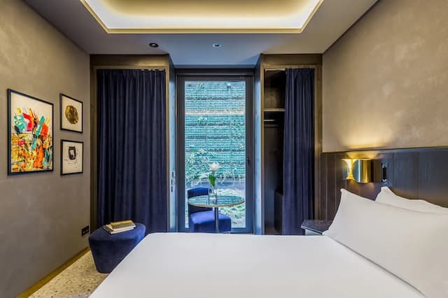 Room Mate Collection Gerard, Barcelona-Standard Double Room Single Use-3