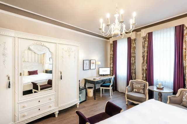 ホテル ヴュルツバーガー ホフ-スーペリア ダブルルーム-13