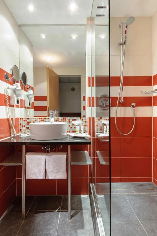 Mercure München City Schwabing-Superior Double Room, 1 Double Bed-4