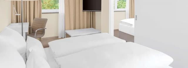 NH Fürth Nürnberg-套房 (Extra Bed 2 adults + 2 children)-5