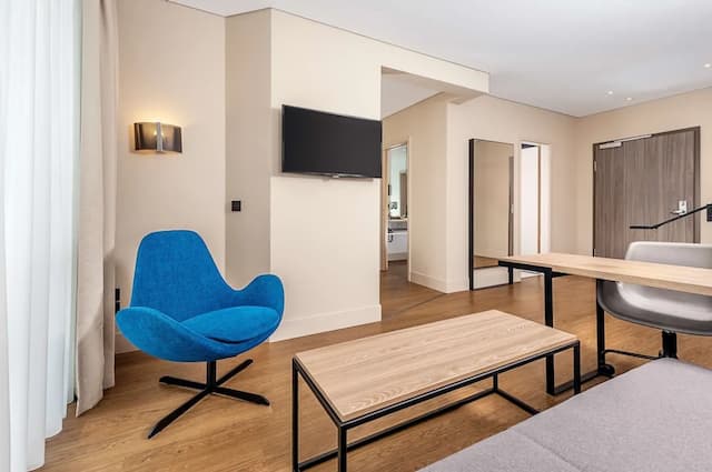 NH München Unterhaching-小型套房 (Extra Bed 3 adults)-4