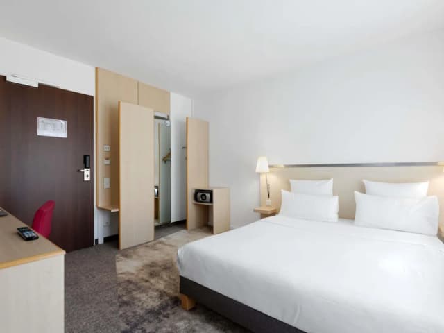 柏林 MITTE 諾富特飯店-標準客房, 1 張加大雙人床-1