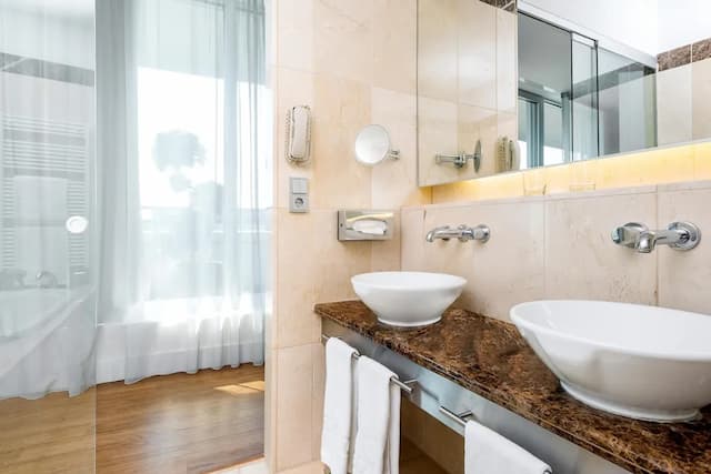 NH 컬렉션 베를린 미테 프리드리히슈트라세-패밀리룸-10