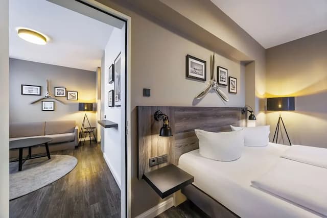 에어포트호텔 베를린 아들러스호프-프리미엄 아파트-1