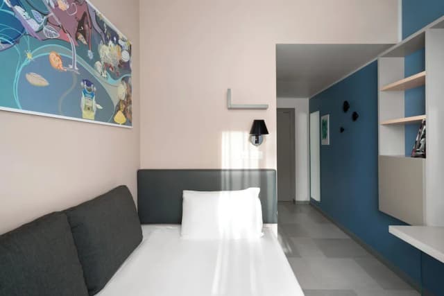 21 하우스 오브 스토리스 치타 스투디-Creator - Queen Size Bed-2