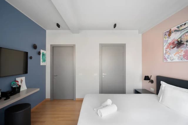 21 하우스 오브 스토리스 치타 스투디-Creator - King Size bed-4