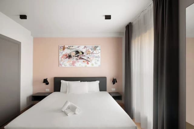 21 하우스 오브 스토리스 치타 스투디-Creator - King Size bed-3