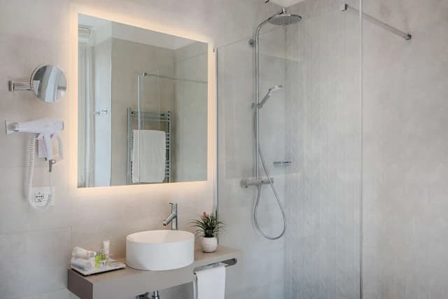 NH Collection Roma Fori Imperiali-Superior Room-4