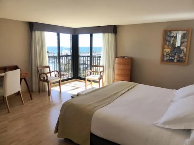 巴塞隆拿埃斯特拉酒店-高級套房, 1 張特大雙人床, 熱水浴缸, 海景-3