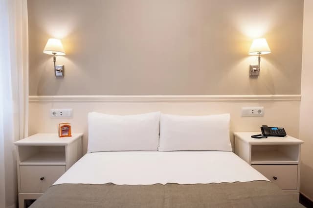 메손 카스티야 아티람 오텔-더블룸-1