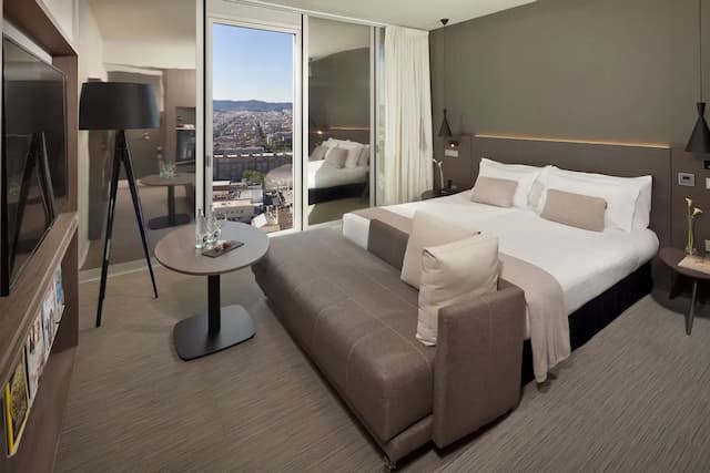 Melia Barcelona Sky-The Level Grand Premium City View-1