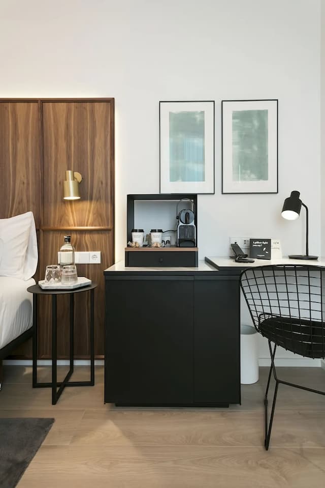 Yurbban Passage Hotel & Spa-Standard Double Room (Single Use)-3