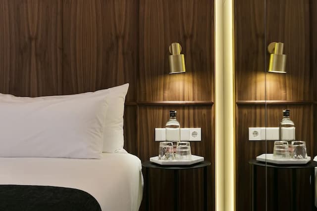 Yurbban Passage Hotel & Spa-Standard Double Room (Single Use)-5