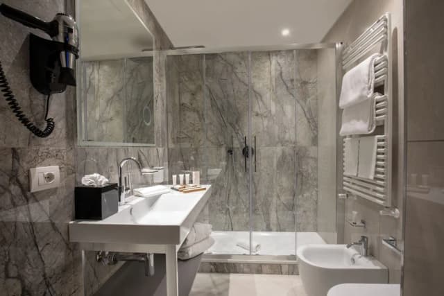 聖馬丁飯店-經典客房-4