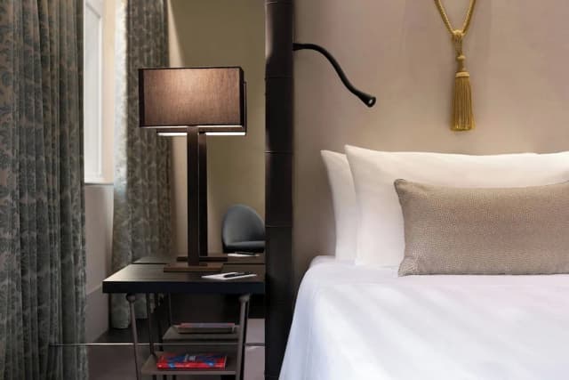 布里斯托席納貝爾尼尼飯店 - 傲途格精選-豪華客房, 1 張特大雙人床, 城市景觀-5