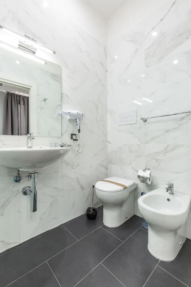 팔라스 나폴리-이코노미룸-18