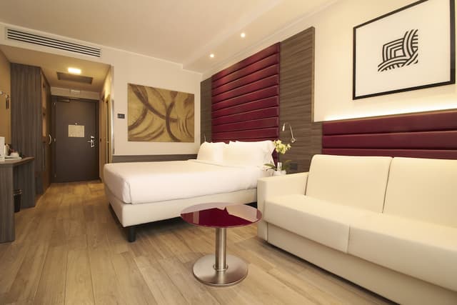 米蘭羅蘭特吉歐 iH 酒店-標準雙人房 (with sofa bed)-1