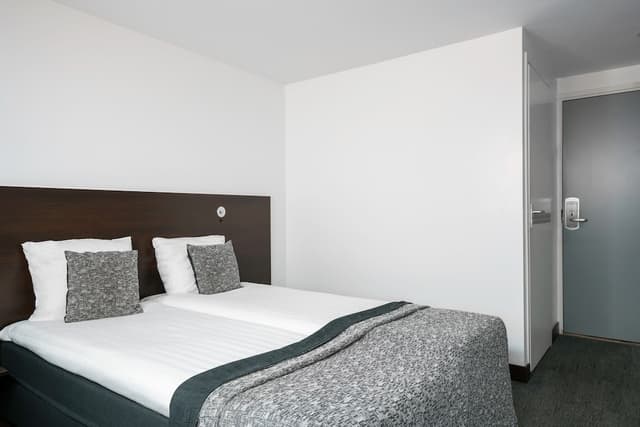 ホテル シティ ガーデン アムステルダム-ダブルルーム (Basement, no Window)-2