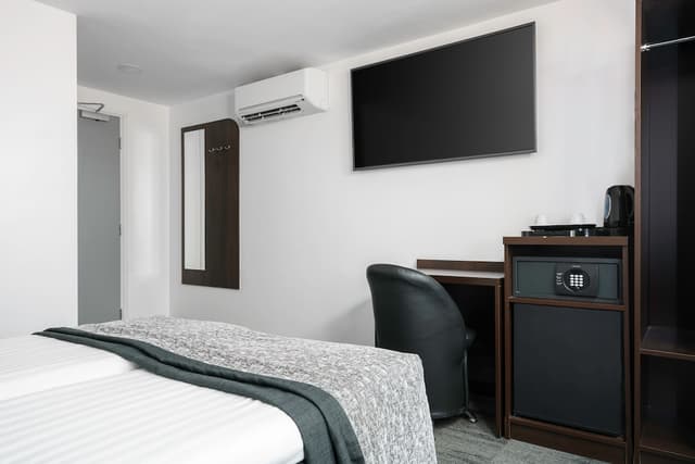 ホテル シティ ガーデン アムステルダム-ダブルルーム (Basement, no Window)-3