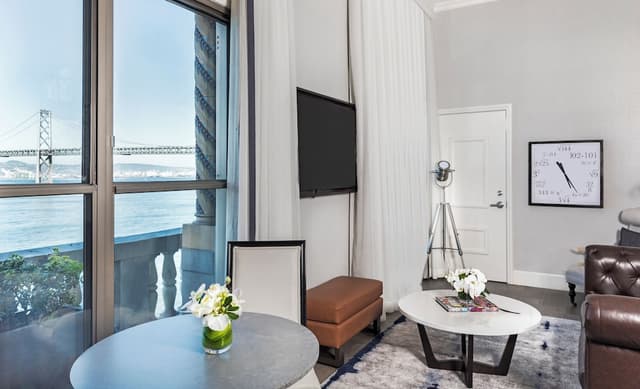 港灣飯店-套房 (Skyline Waterfront Penthouse)-6