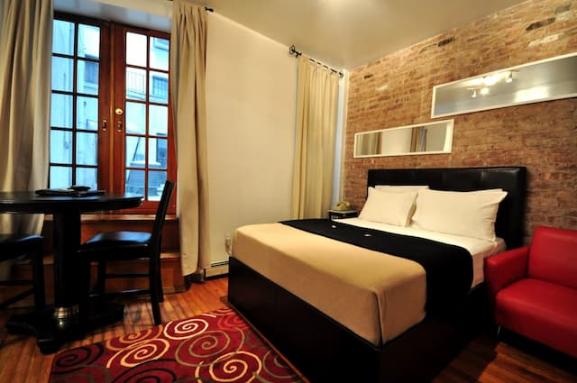 오프 소호 스위트 호텔-디럭스 스위트-5