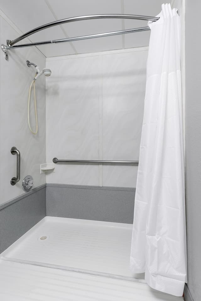 Hotel Seward-Deluxe Room, 1 Queen Bed (Accessible)-4