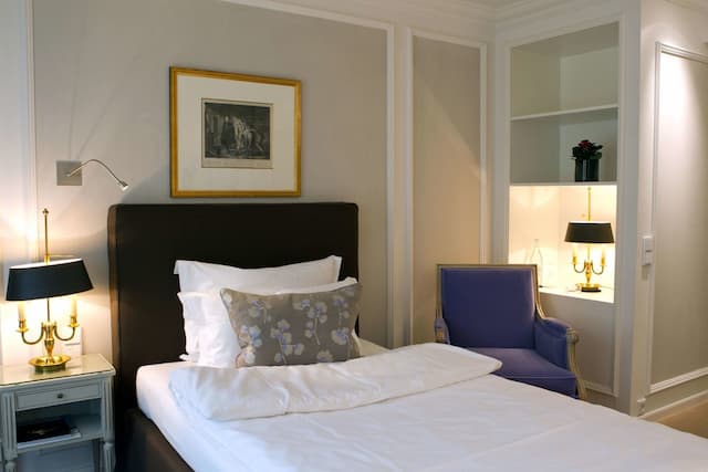 Hotel München Palace-Classic Single Room-2