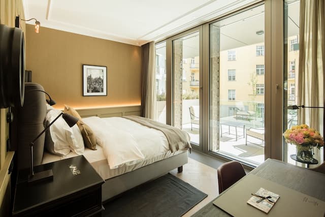 Hotel München Palace-Executive Double Room, 1 King Bed-2