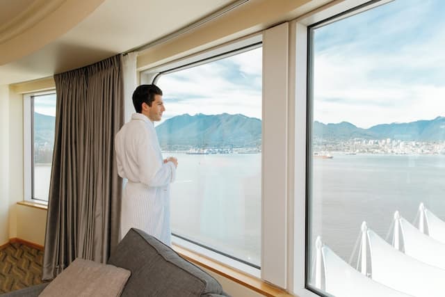 Pan Pacific Vancouver-Panoramic Room, Harbor View-4