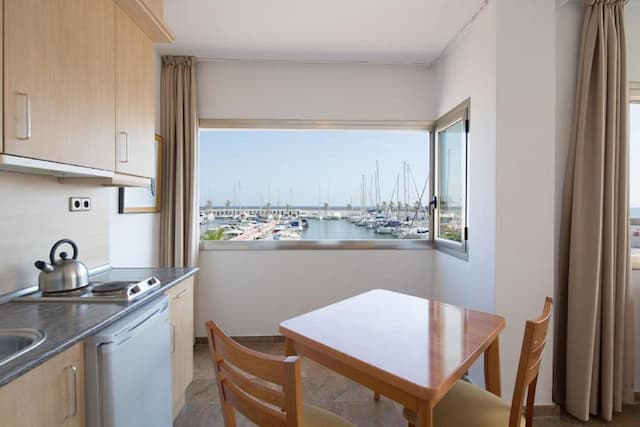 錫切斯港口酒店-公寓 (Double)-8