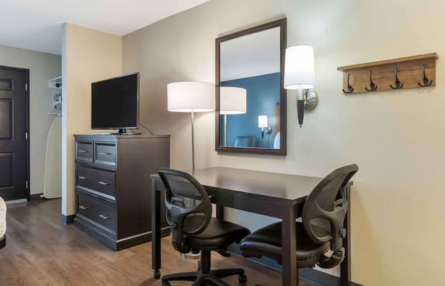 Extended Stay America Suites Seattle Redmond-Studio, 1 Queen Bed, Non Smoking-2