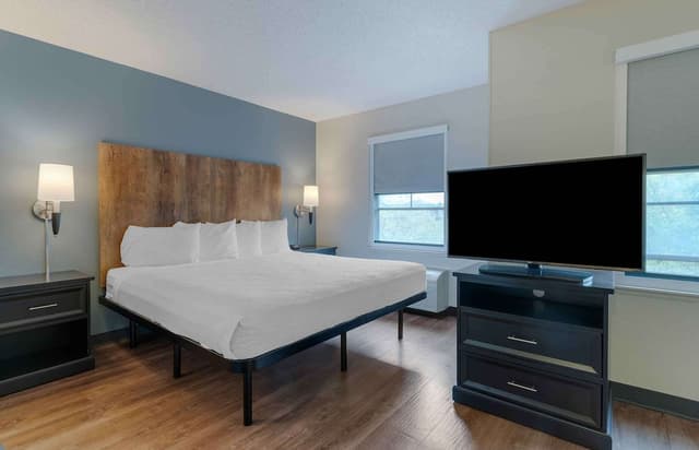 Extended Stay America Suites Seattle Redmond-Studio, 1 King Bed, Accessible, Non Smoking-4