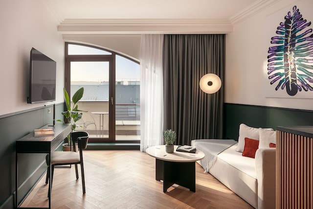 알마낙 X 알크론 프라하-이그제큐티브 스위트-3