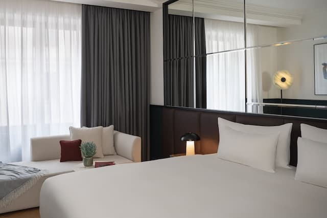 알마낙 X 알크론 프라하-Almanac X Room King-1